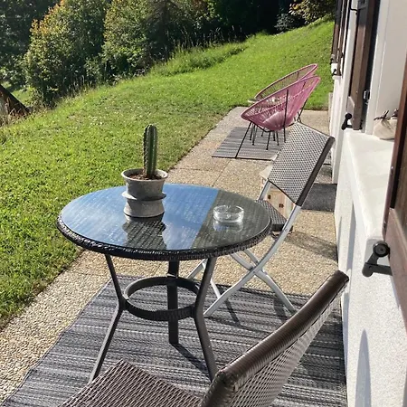 Le Lezard Et La Grenouille 3* اوفروناز