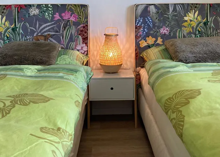 Le Lezard Et La Grenouille Alojamento de Acomodação e Pequeno-almoço