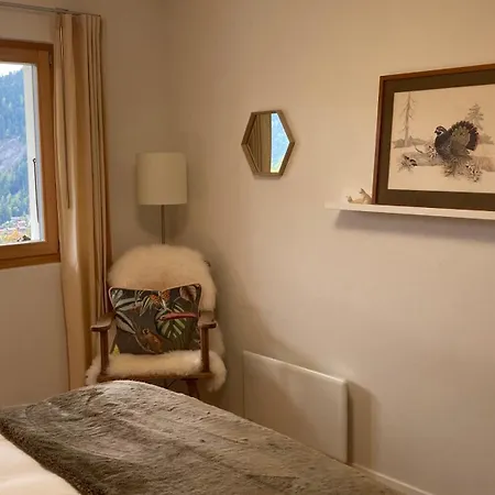 Le Lezard Et La Grenouille 奥瓦伦纳茨