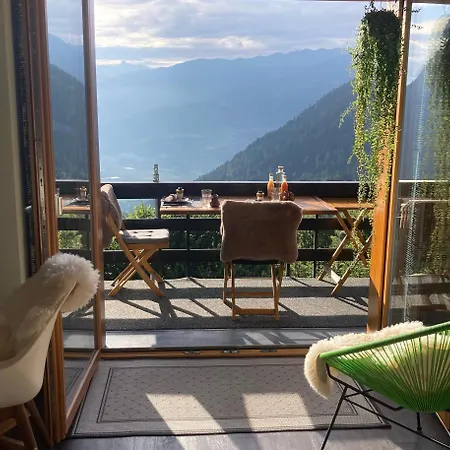 Le Lezard Et La Grenouille Ovronnaz