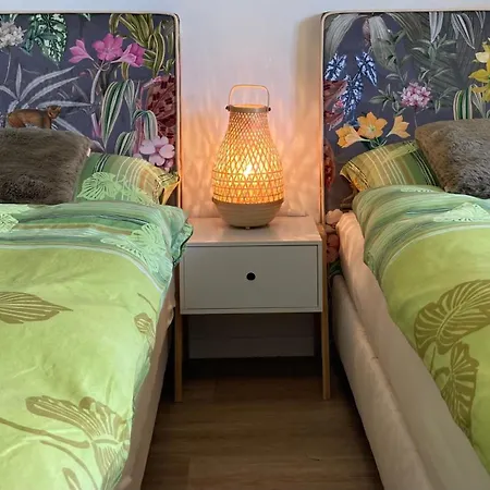 Le Lezard Et La Grenouille Bed and Breakfast